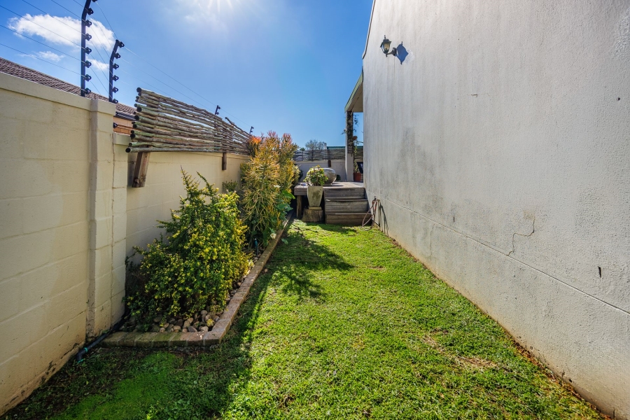 2 Bedroom Property for Sale in D